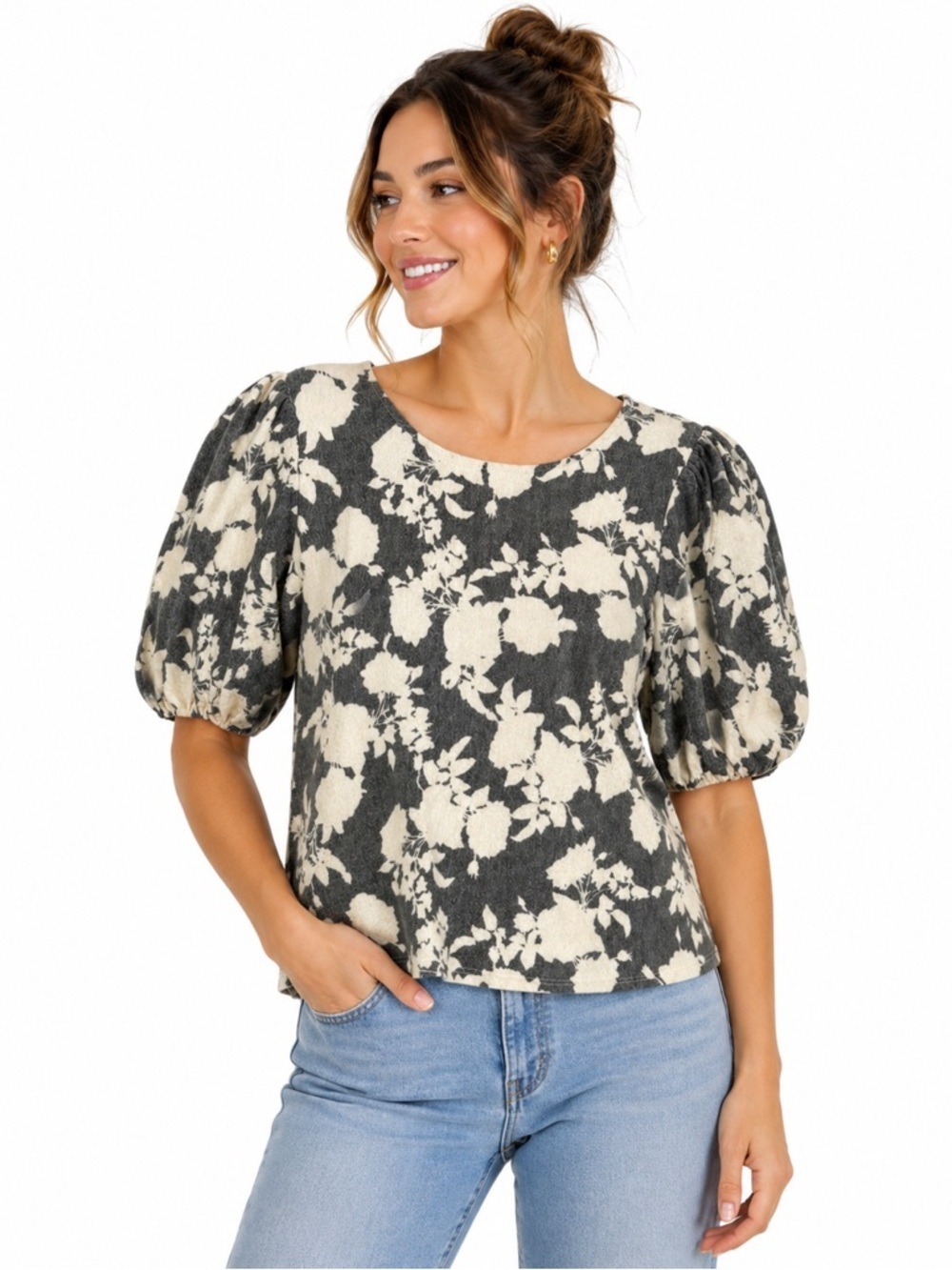 W5 Grey White Floral Short Sleeve Pullover Fleece Top Women Medium Cozycore